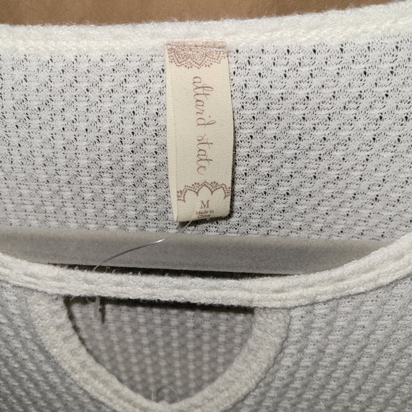 Altar'd State White Thermal Long Sleeve top - Picture 2 of 3